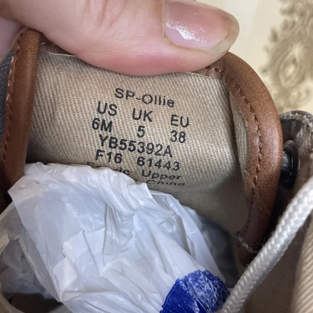 Sperry Taupe Canvas Shoe Women's Size 6 Brown Leather Trim | Simple Clean Core